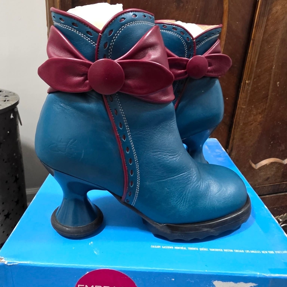 John Fluevog Limited Edition Mini Lambchop